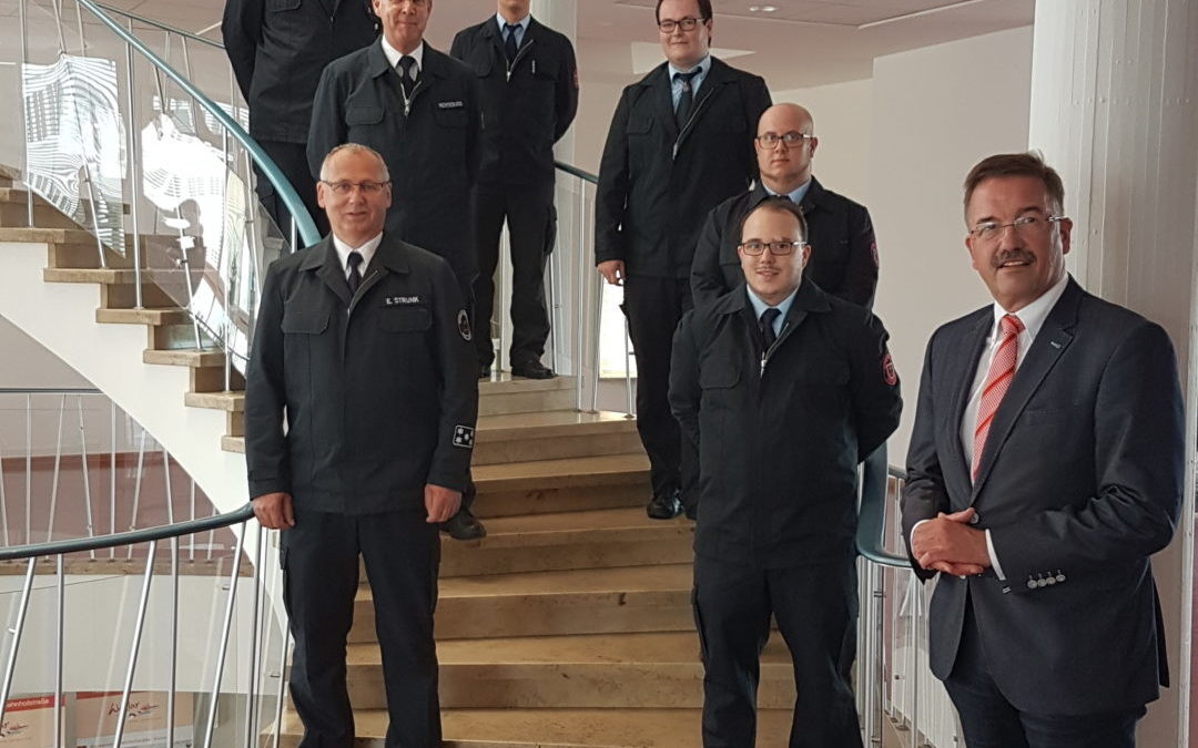 Ehrenverbeamtung neuer Wehrführer im Rathaus