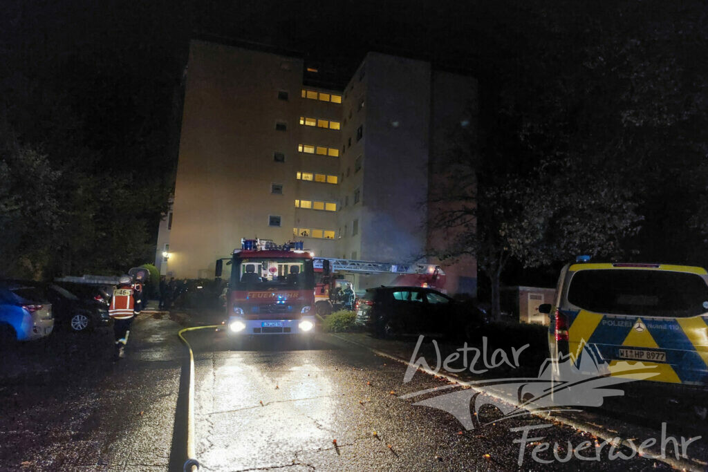 Zimmerbrand in Elsa-Brandström-Straße