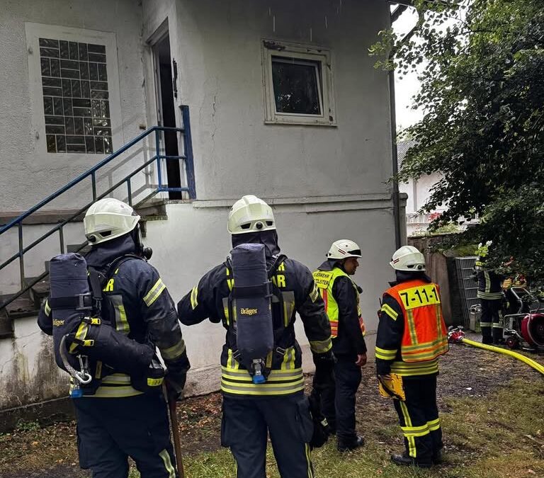 Kellerbrand nach Blitzeinschlag