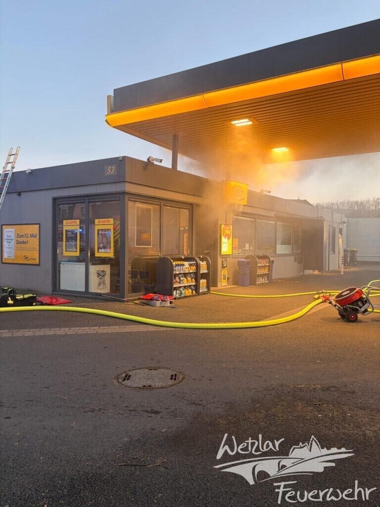 Feuer in Verkaufsraum